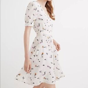 New Madewell Daylily Pintuck Dress in Sweet Blossoms size 10 floral